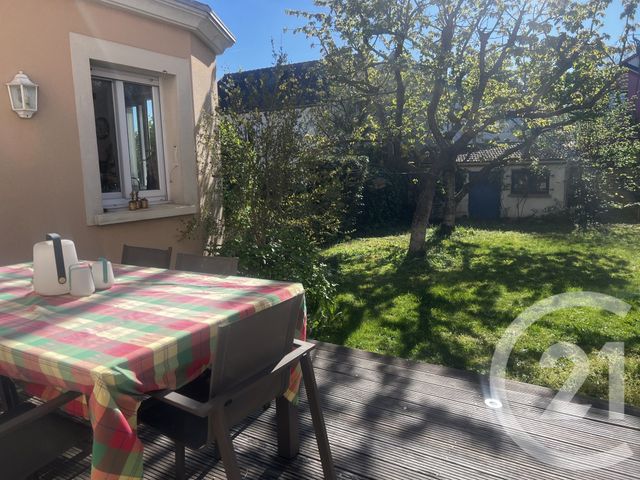 maison à vendre - 7 pièces - 143.6 m2 - ST MAUR DES FOSSES - 94 - ILE-DE-FRANCE - Century 21 La Pie