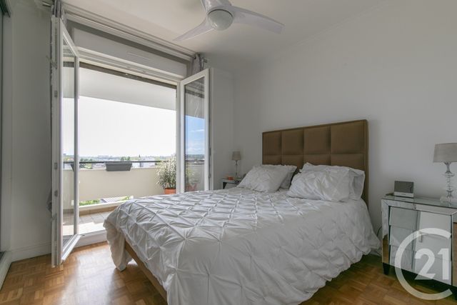 Appartement F5 à vendre - 5 pièces - 96.36 m2 - ST MAUR DES FOSSES - 94 - ILE-DE-FRANCE - Century 21 La Pie