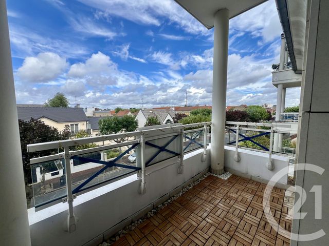 Appartement F2 à vendre - 2 pièces - 44.49 m2 - ST MAUR DES FOSSES - 94 - ILE-DE-FRANCE - Century 21 La Pie