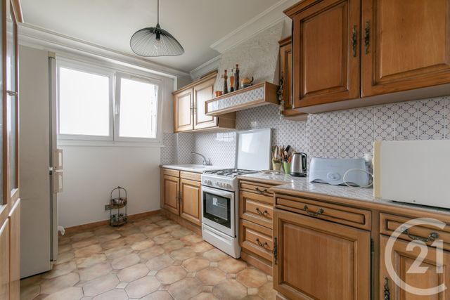 Appartement F3 à vendre - 3 pièces - 72.0 m2 - ST MAUR DES FOSSES - 94 - ILE-DE-FRANCE - Century 21 La Pie