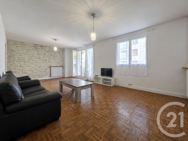 Appartement F5 à vendre - 5 pièces - 92.76 m2 - ST MAUR DES FOSSES - 94 - ILE-DE-FRANCE - Century 21 La Pie