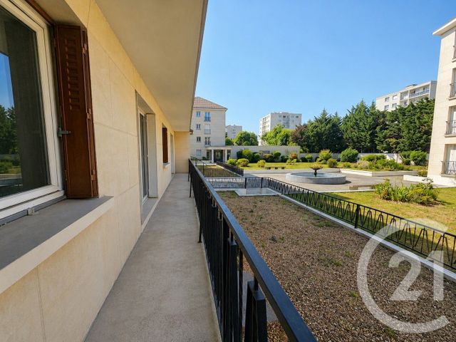 Appartement F5 à vendre - 5 pièces - 92.76 m2 - ST MAUR DES FOSSES - 94 - ILE-DE-FRANCE - Century 21 La Pie