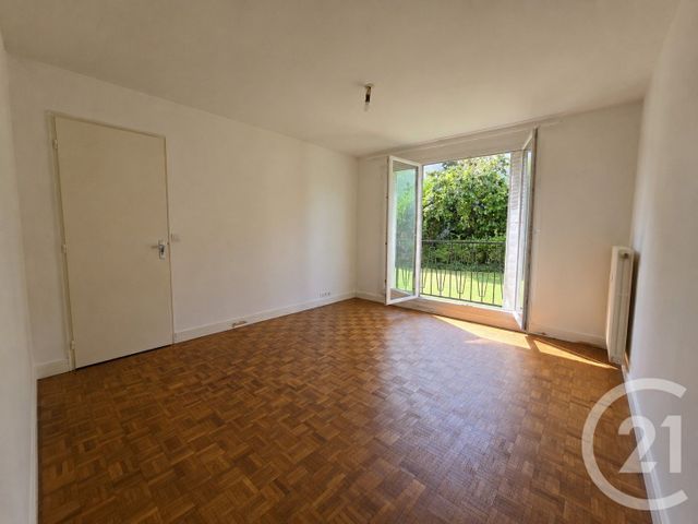 Appartement F5 à vendre - 5 pièces - 92.76 m2 - ST MAUR DES FOSSES - 94 - ILE-DE-FRANCE - Century 21 La Pie