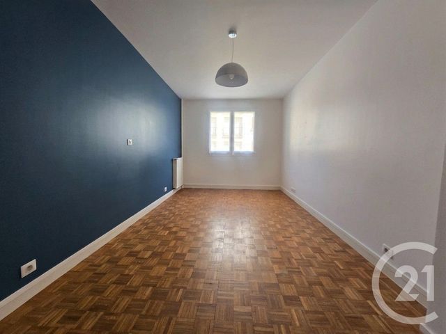 Appartement F5 à vendre - 5 pièces - 92.76 m2 - ST MAUR DES FOSSES - 94 - ILE-DE-FRANCE - Century 21 La Pie