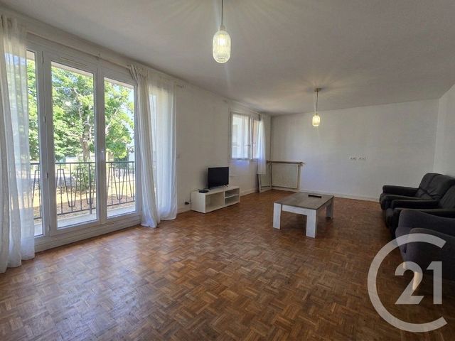 Appartement F5 à vendre - 5 pièces - 92.76 m2 - ST MAUR DES FOSSES - 94 - ILE-DE-FRANCE - Century 21 La Pie