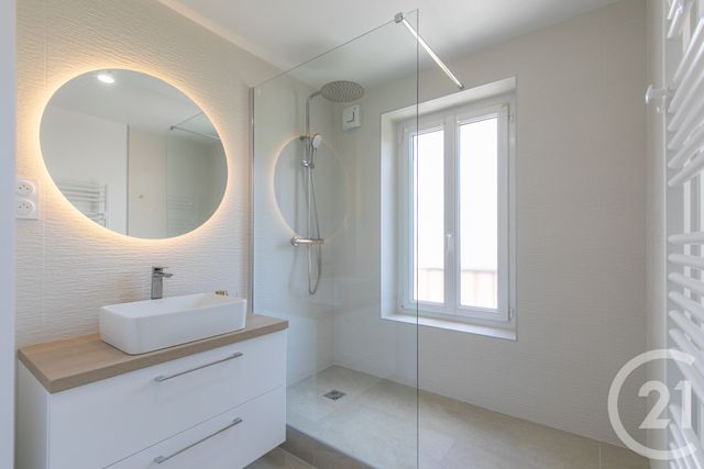 Appartement F2 à louer - 2 pièces - 34.7 m2 - ST MAUR DES FOSSES - 94 - ILE-DE-FRANCE - Century 21 La Pie