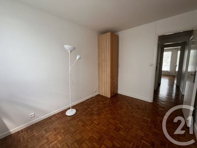 Appartement F3 à louer - 3 pièces - 59.52 m2 - LA VARENNE ST HILAIRE - 94 - ILE-DE-FRANCE - Century 21 La Pie