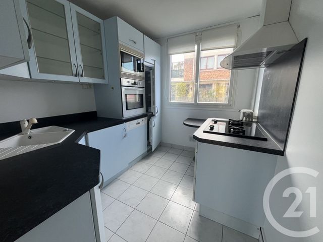 Appartement F3 à louer - 3 pièces - 59.52 m2 - LA VARENNE ST HILAIRE - 94 - ILE-DE-FRANCE - Century 21 La Pie