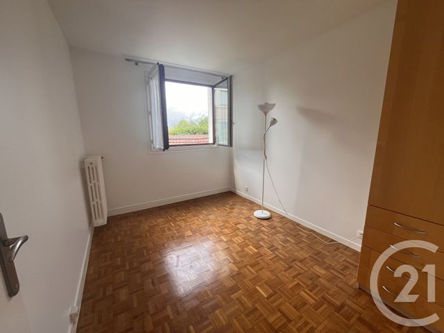 Appartement F3 à louer - 3 pièces - 59.52 m2 - LA VARENNE ST HILAIRE - 94 - ILE-DE-FRANCE - Century 21 La Pie