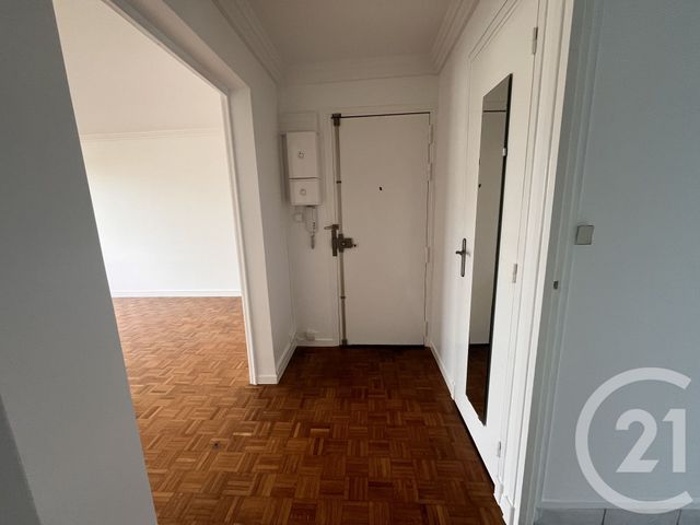 Appartement F3 à louer - 3 pièces - 59.52 m2 - LA VARENNE ST HILAIRE - 94 - ILE-DE-FRANCE - Century 21 La Pie