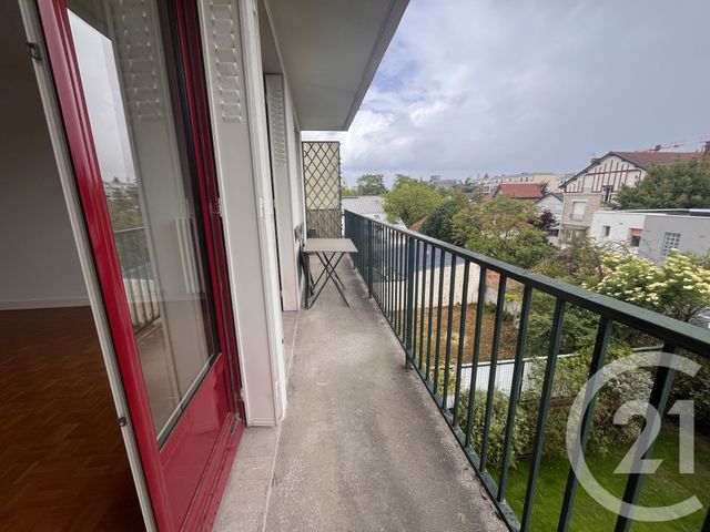 Appartement F3 à louer - 3 pièces - 59.52 m2 - LA VARENNE ST HILAIRE - 94 - ILE-DE-FRANCE - Century 21 La Pie