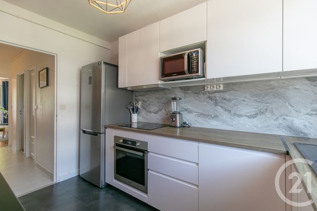 Appartement F3 à vendre - 3 pièces - 71.02 m2 - ST MAUR DES FOSSES - 94 - ILE-DE-FRANCE - Century 21 La Pie