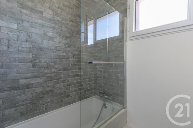 Appartement F3 à vendre - 3 pièces - 71.02 m2 - ST MAUR DES FOSSES - 94 - ILE-DE-FRANCE - Century 21 La Pie