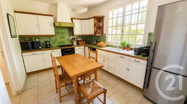 maison à vendre - 8 pièces - 183.77 m2 - ST MAUR DES FOSSES - 94 - ILE-DE-FRANCE - Century 21 La Pie
