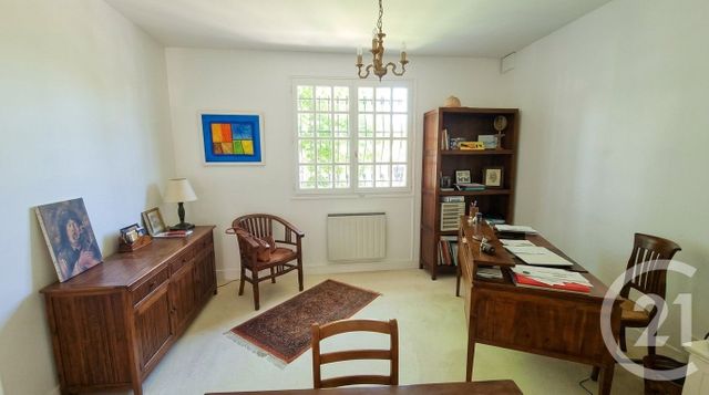 maison à vendre - 8 pièces - 183.77 m2 - ST MAUR DES FOSSES - 94 - ILE-DE-FRANCE - Century 21 La Pie