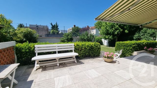 maison à vendre - 8 pièces - 183.77 m2 - ST MAUR DES FOSSES - 94 - ILE-DE-FRANCE - Century 21 La Pie