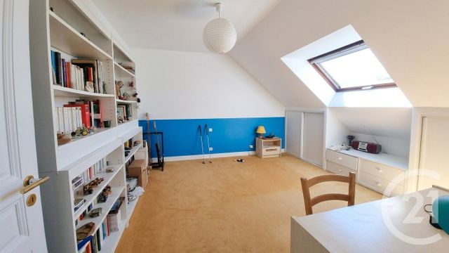 maison à vendre - 8 pièces - 183.77 m2 - ST MAUR DES FOSSES - 94 - ILE-DE-FRANCE - Century 21 La Pie
