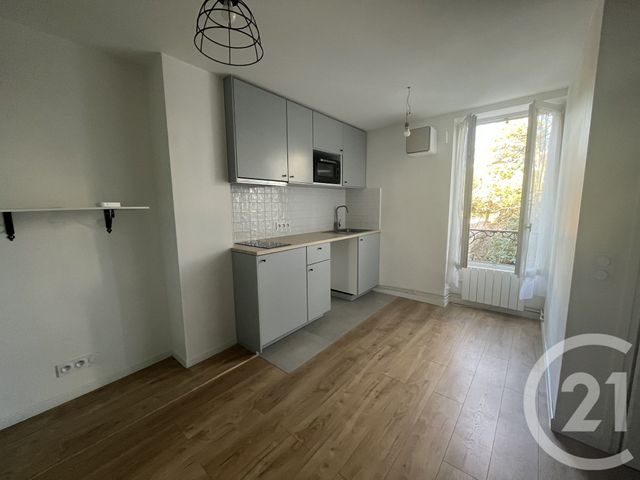 Appartement F2 à louer - 2 pièces - 27.69 m2 - ST MAUR DES FOSSES - 94 - ILE-DE-FRANCE - Century 21 La Pie
