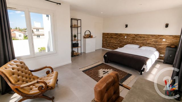 maison à vendre - 6 pièces - 142.0 m2 - ST MAUR DES FOSSES - 94 - ILE-DE-FRANCE - Century 21 La Pie