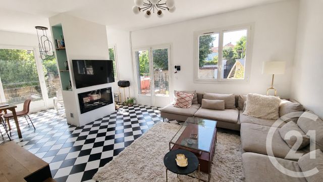 maison à vendre - 6 pièces - 142.0 m2 - ST MAUR DES FOSSES - 94 - ILE-DE-FRANCE - Century 21 La Pie