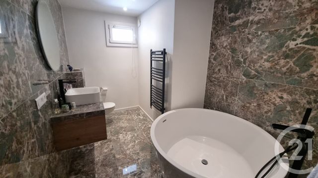maison à vendre - 6 pièces - 142.0 m2 - ST MAUR DES FOSSES - 94 - ILE-DE-FRANCE - Century 21 La Pie