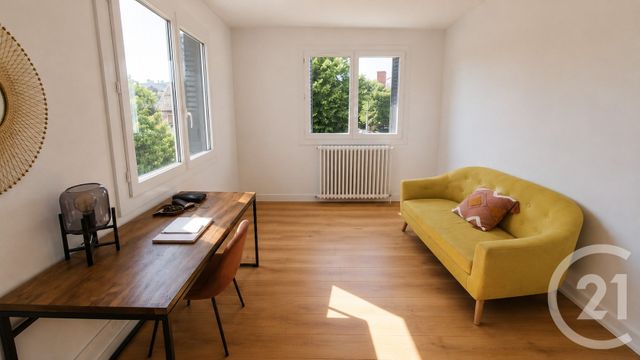 maison à vendre - 6 pièces - 142.0 m2 - ST MAUR DES FOSSES - 94 - ILE-DE-FRANCE - Century 21 La Pie