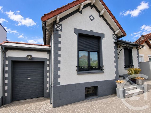 maison à vendre - 5 pièces - 117.38 m2 - ST MAUR DES FOSSES - 94 - ILE-DE-FRANCE - Century 21 La Pie