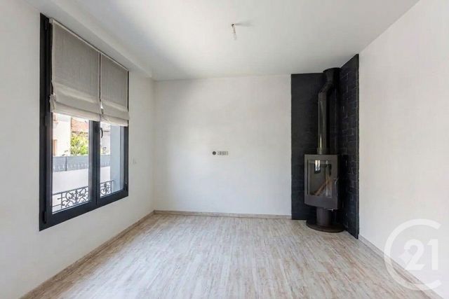 maison à vendre - 5 pièces - 117.38 m2 - ST MAUR DES FOSSES - 94 - ILE-DE-FRANCE - Century 21 La Pie