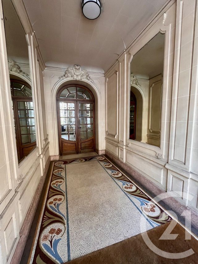 Appartement F2 à louer - 2 pièces - 46.81 m2 - LA VARENNE ST HILAIRE - 94 - ILE-DE-FRANCE - Century 21 La Pie