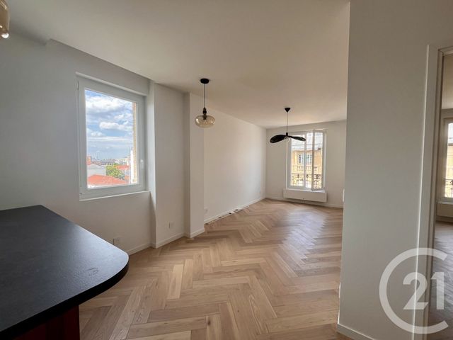 Appartement F2 à louer - 2 pièces - 46.81 m2 - LA VARENNE ST HILAIRE - 94 - ILE-DE-FRANCE - Century 21 La Pie