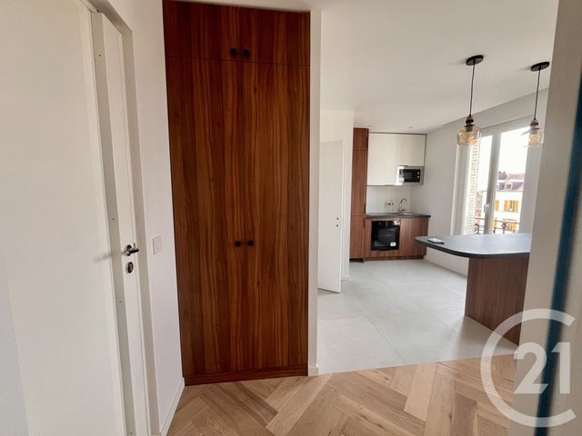 Appartement F2 à louer - 2 pièces - 46.81 m2 - LA VARENNE ST HILAIRE - 94 - ILE-DE-FRANCE - Century 21 La Pie