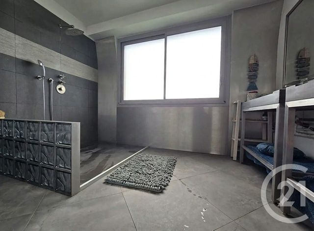 maison à vendre - 7 pièces - 210.0 m2 - ST MAUR DES FOSSES - 94 - ILE-DE-FRANCE - Century 21 La Pie