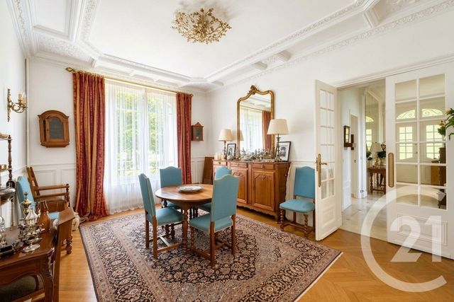 maison à vendre - 10 pièces - 272.0 m2 - ST MAUR DES FOSSES - 94 - ILE-DE-FRANCE - Century 21 La Pie