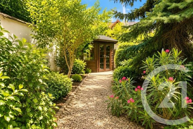 maison à vendre - 10 pièces - 272.0 m2 - ST MAUR DES FOSSES - 94 - ILE-DE-FRANCE - Century 21 La Pie