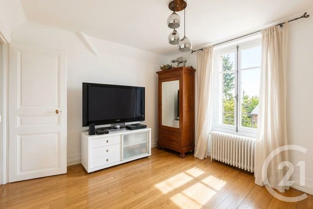 maison à vendre - 10 pièces - 272.0 m2 - ST MAUR DES FOSSES - 94 - ILE-DE-FRANCE - Century 21 La Pie