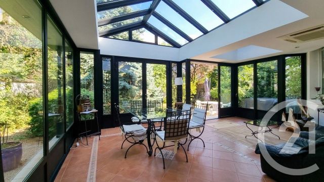 maison à vendre - 10 pièces - 272.0 m2 - ST MAUR DES FOSSES - 94 - ILE-DE-FRANCE - Century 21 La Pie