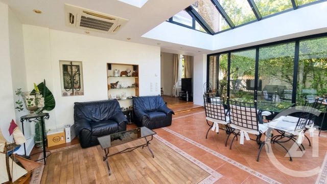 maison à vendre - 10 pièces - 272.0 m2 - ST MAUR DES FOSSES - 94 - ILE-DE-FRANCE - Century 21 La Pie