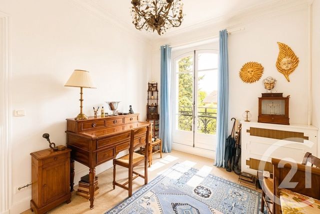 maison à vendre - 10 pièces - 272.0 m2 - ST MAUR DES FOSSES - 94 - ILE-DE-FRANCE - Century 21 La Pie