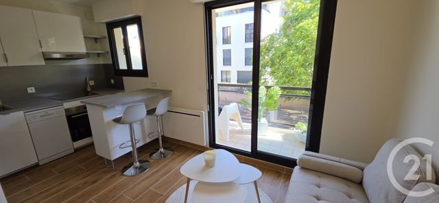 Appartement F1 à louer - 1 pièce - 23.4 m2 - LA VARENNE ST HILAIRE - 94 - ILE-DE-FRANCE - Century 21 La Pie