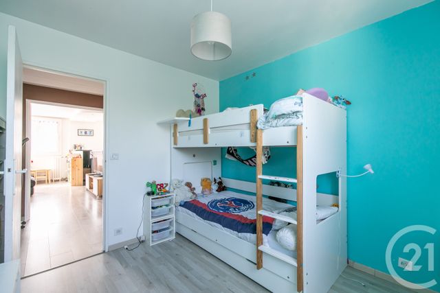 Appartement F4 à vendre - 4 pièces - 66.45 m2 - ST MAUR DES FOSSES - 94 - ILE-DE-FRANCE - Century 21 La Pie