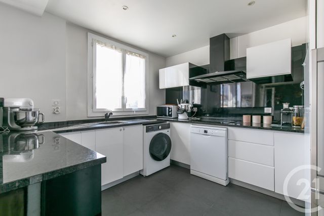 Appartement F4 à vendre - 4 pièces - 66.45 m2 - ST MAUR DES FOSSES - 94 - ILE-DE-FRANCE - Century 21 La Pie
