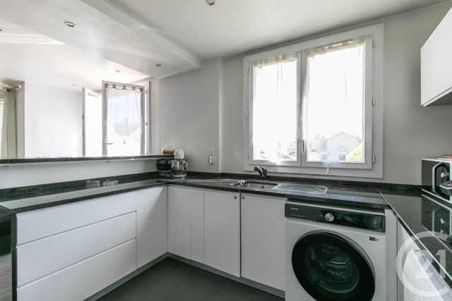 Appartement F4 à vendre - 4 pièces - 66.45 m2 - ST MAUR DES FOSSES - 94 - ILE-DE-FRANCE - Century 21 La Pie