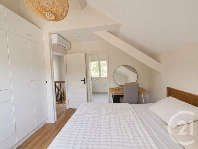 maison à vendre - 5 pièces - 115.73 m2 - ST MAUR DES FOSSES - 94 - ILE-DE-FRANCE - Century 21 La Pie