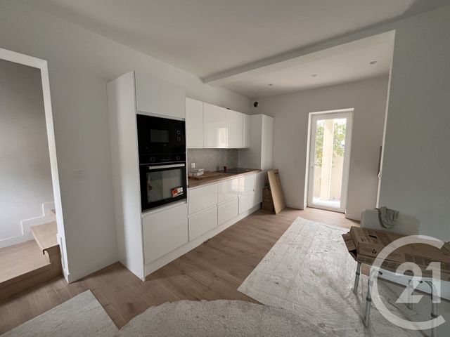 maison à louer - 4 pièces - 90.0 m2 - ST MAUR DES FOSSES - 94 - ILE-DE-FRANCE - Century 21 La Pie