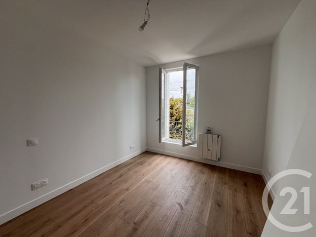 maison à louer - 4 pièces - 90.0 m2 - ST MAUR DES FOSSES - 94 - ILE-DE-FRANCE - Century 21 La Pie