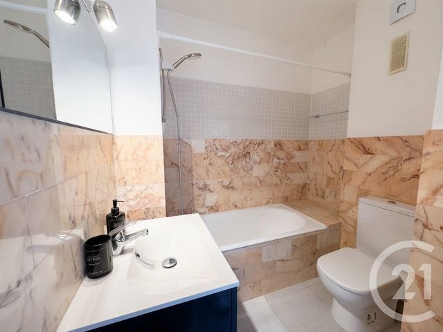 Appartement F1 à vendre - 1 pièce - 25.0 m2 - ST MAUR DES FOSSES - 94 - ILE-DE-FRANCE - Century 21 La Pie