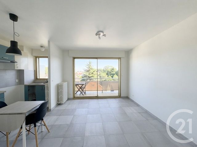 Appartement F1 à vendre - 1 pièce - 25.0 m2 - ST MAUR DES FOSSES - 94 - ILE-DE-FRANCE - Century 21 La Pie