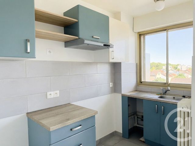 Appartement F1 à vendre - 1 pièce - 25.0 m2 - ST MAUR DES FOSSES - 94 - ILE-DE-FRANCE - Century 21 La Pie