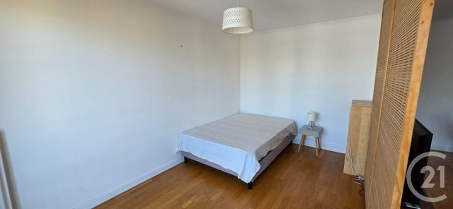 Appartement F3 à louer - 3 pièces - 67.17 m2 - ST MAUR DES FOSSES - 94 - ILE-DE-FRANCE - Century 21 La Pie