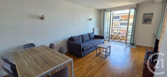 Appartement F3 à louer - 3 pièces - 67.17 m2 - ST MAUR DES FOSSES - 94 - ILE-DE-FRANCE - Century 21 La Pie